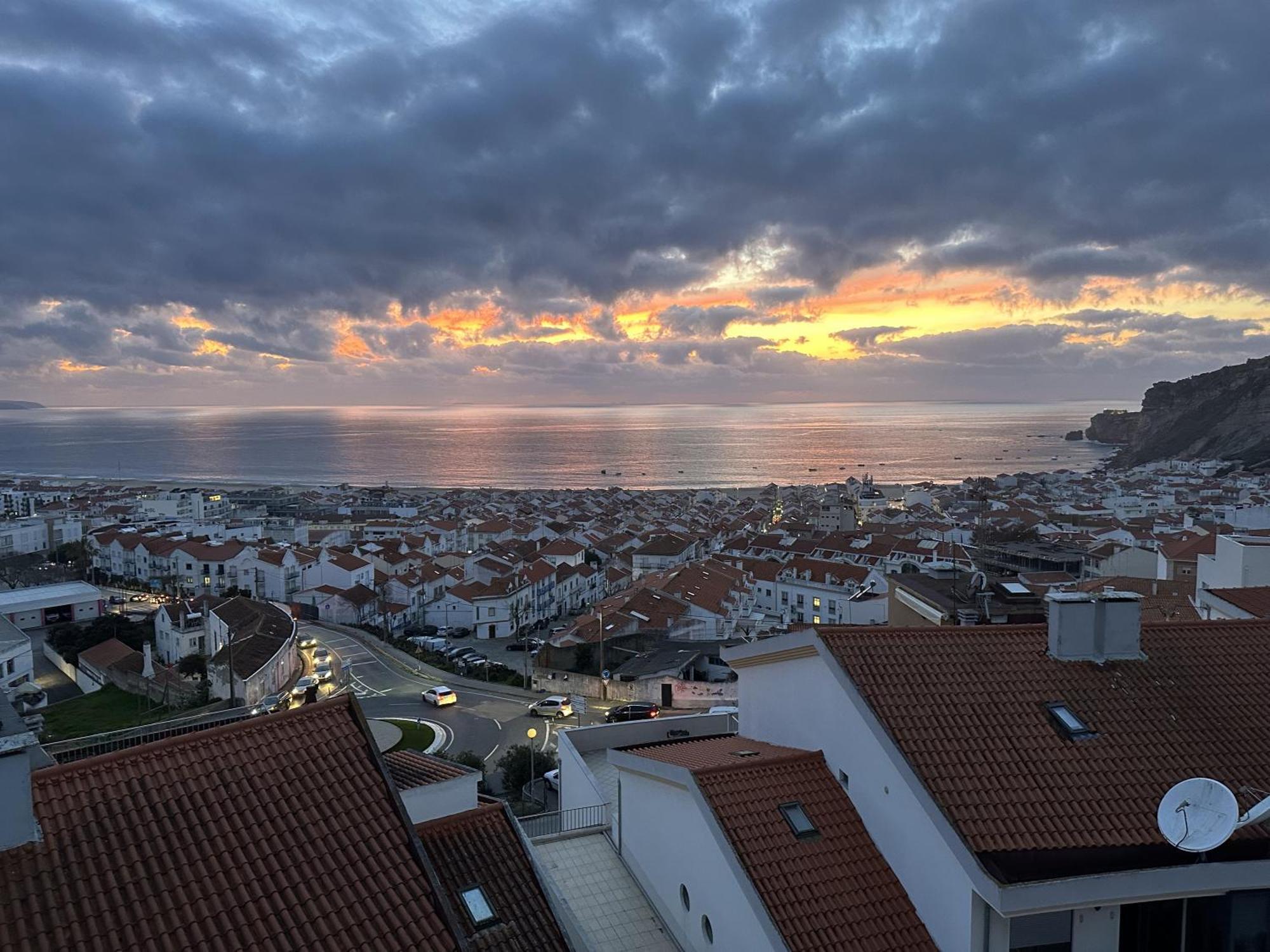 Sea View - Dream Apartament Nazaré
